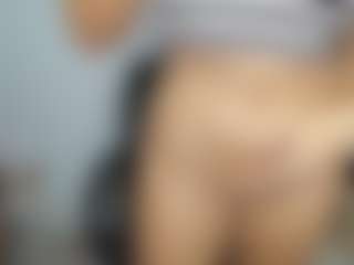 kilenyaPatrise's Live Sex Cam Show