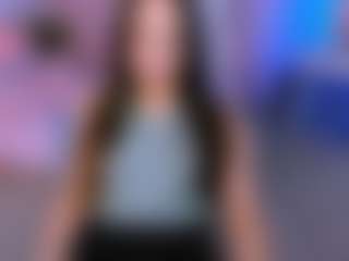 Live cam show with Orfeya - Moaning on googirlz