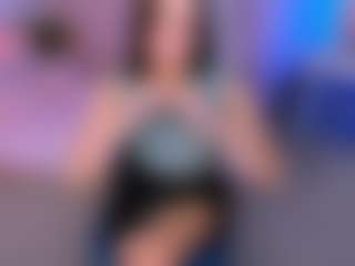 Live cam show with Orfeya - Role Play on xDating