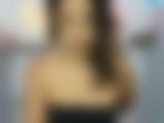 Live cam show with Donat3lla.. - Living Room on 1on1-livenow