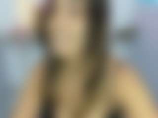 Live cam show with Donat3lla.. - Amateur Curvy on Latina Girls