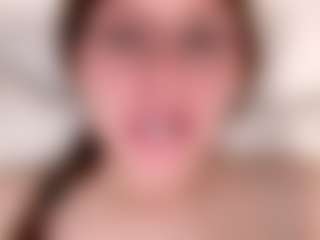 Live cam show with NikkiMinimi - Red Hair on madthumbs