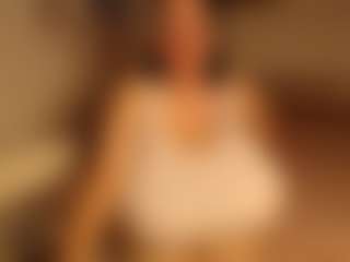AlisiaParril's Live Sex Cam Show