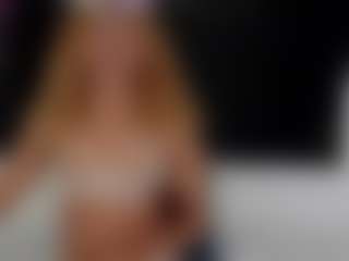 Rennata-S's Live Sex Cam Show