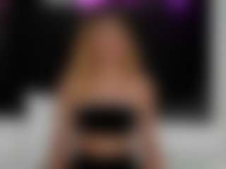 Rennata-S's Live Sex Cam Show