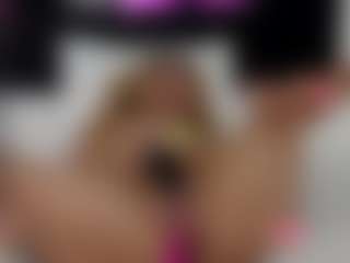 Rennata-S's Live Sex Cam Show