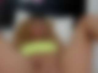 Rennata-S's Live Sex Cam Show