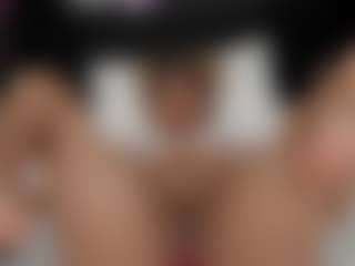 Rennata-S's Live Sex Cam Show