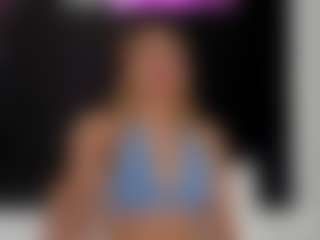 Rennata-S's Live Sex Cam Show