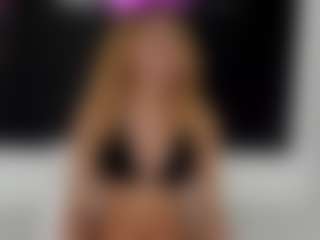 Rennata-S's Live Sex Cam Show