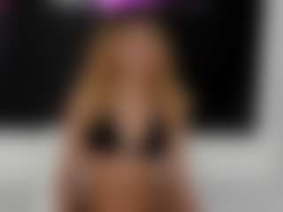 Live cam show with Rennata-S - Gamer BBW on Camsoda