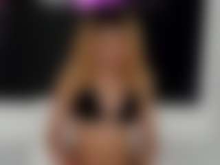 Rennata-S's Live Sex Cam Show