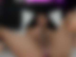 Rennata-S's Live Sex Cam Show