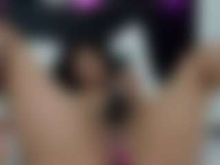 Rennata-S's Live Sex Cam Show