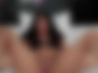 Live cam show with Rennata-S - Athletic Ebony on Big Tits