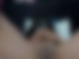 Rennata-S's Live Sex Cam Show