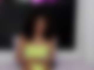 Rennata-S's Live Sex Cam Show