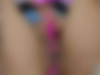 Rennata-S's Live Sex Cam Show
