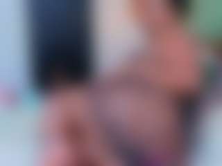 Live cam show with Danna Brown - Ebony on livesuperchat.net | colombia