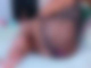 Live cam show with Danna Brown - Ebony on Camsoda.co | colombia