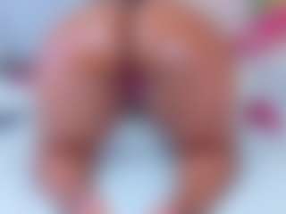 Live cam show with Danna Brown - Ebony on justonemore.cc | colombia