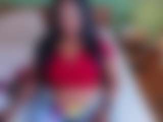 Danna Brown MILF webcam performer live streaming