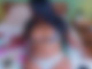 Danna Brown MILF webcam performer live streaming