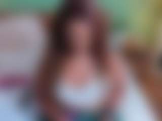 Live cam show with Danna Brown - Thick on Mixed Magazine Live