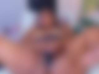 Live cam show with Danna Brown - Ebony Big Tits on livesuperchat.net