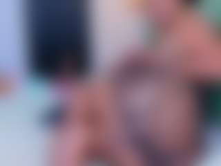 Live cam show with Danna Brown - Ebony Big Ass on madthumbs