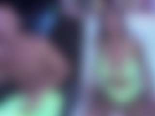 Live cam show with ShannNikkii420 - Middle Aged on TottyGirls