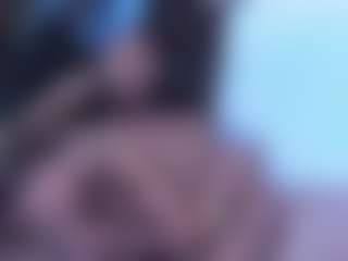 ShannNikkii420's Live Sex Cam Show