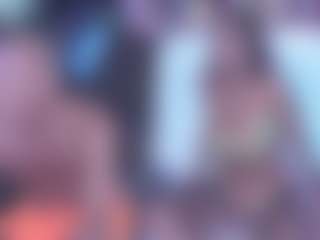ShannNikkii420 MILF webcam performer live streaming