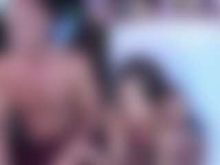 ShannNikkii420's Live Sex Cam Show