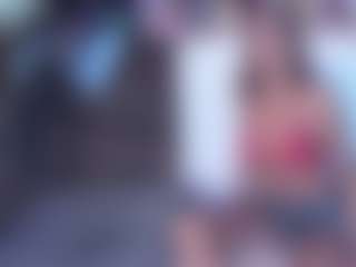 ShannNikkii420 MILF webcam performer live streaming