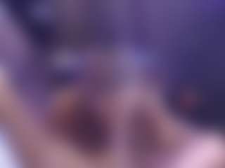 ShannNikkii420's Live Sex Cam Show