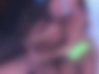 ShannNikkii420's Live Sex Cam Show