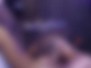 Live cam show with ShannNikkii420 - Mature MILF on LiveSexCams6