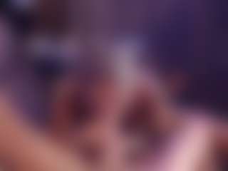 ShannNikkii420's Live Sex Cam Show