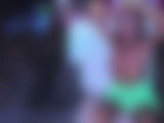 ShannNikkii420's Live Sex Cam Show
