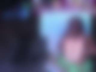 ShannNikkii420's Live Sex Cam Show