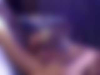 Live cam show with ShannNikkii420 - White on StripNow | united states