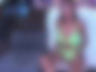 ShannNikkii420's Live Sex Cam Show