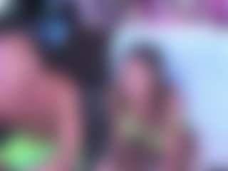 ShannNikkii420's Live Sex Cam Show