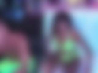 ShannNikkii420's Live Sex Cam Show