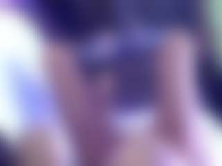 ShannNikkii420's Live Sex Cam Show