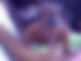 ShannNikkii420's Live Sex Cam Show