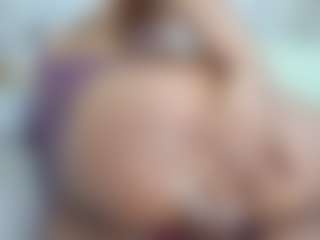 Live cam show with ChanelHope - Drinking on live18s.com