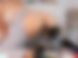 emmabum's Live Sex Cam Show