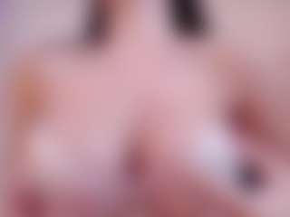Live cam show with Victoria - Living Room on Camsoda